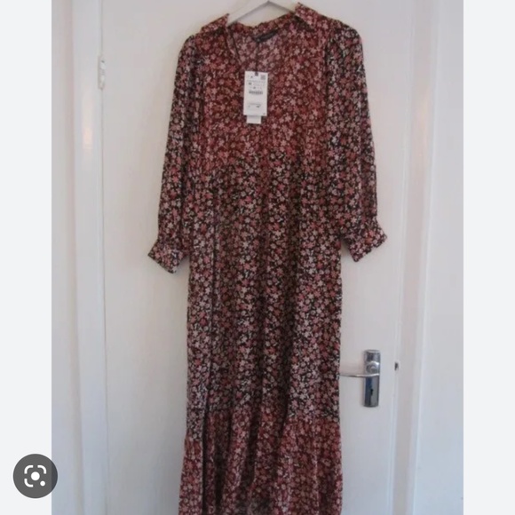 Robe Combinaison Zara Imprimé Floral Neuve Avec étiquette - Taille M, Modèle 8219/146